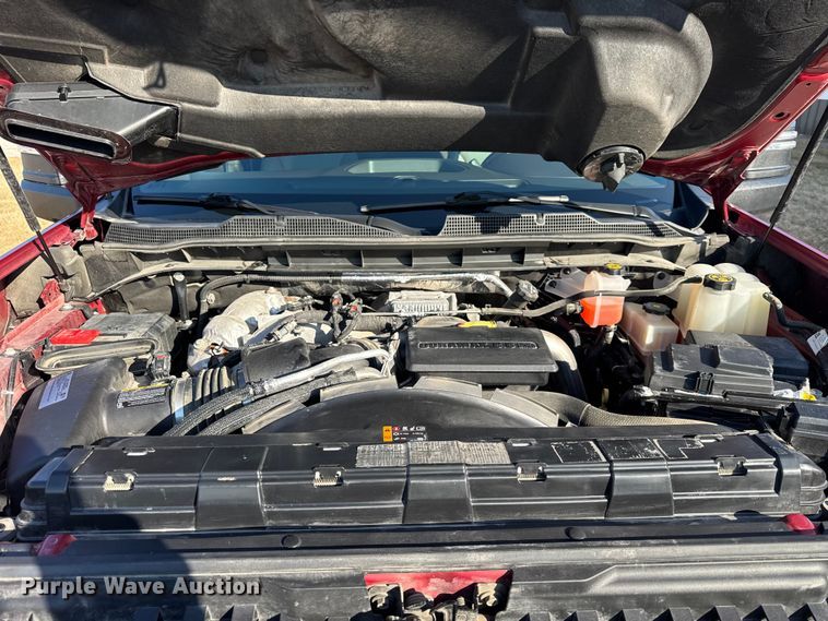 image for item EF2416 2021 Chevrolet 2500HD Ext. Cab pickup truck