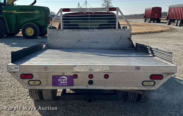 image for item EF2417 1997 Chevrolet C3500 Crew Cab flatbed pickup truck