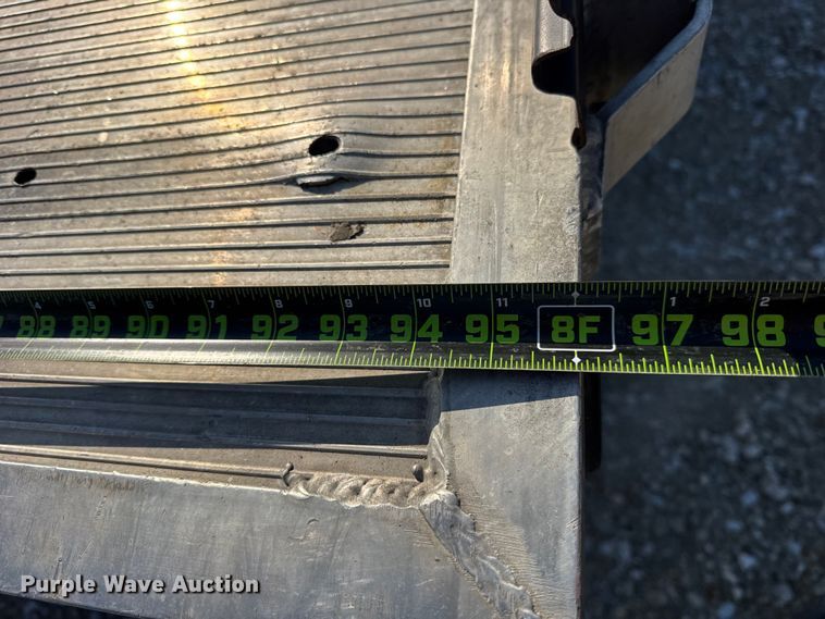 image for item EF2417 1997 Chevrolet C3500 Crew Cab flatbed pickup truck