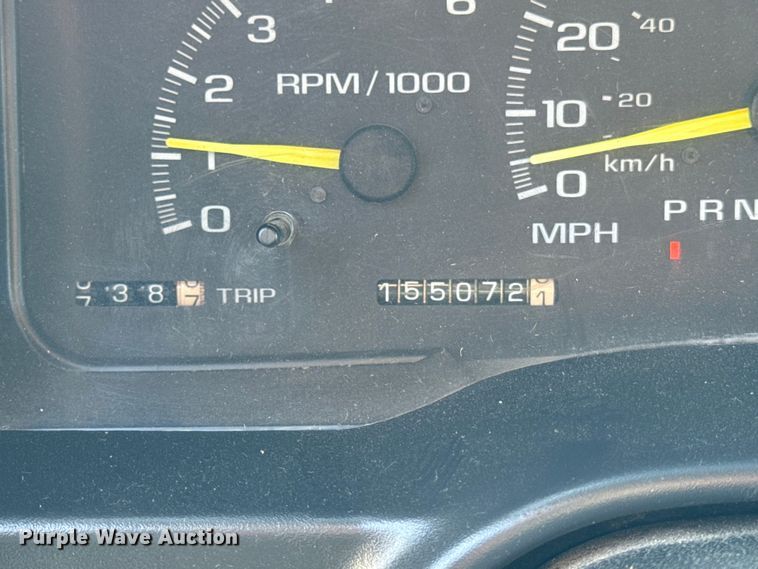 image for item EF2417 1997 Chevrolet C3500 Crew Cab flatbed pickup truck