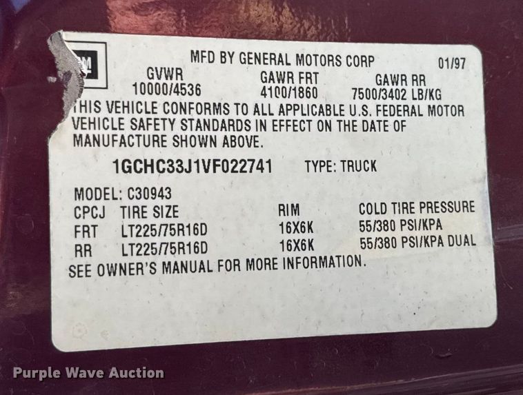 image for item EF2417 1997 Chevrolet C3500 Crew Cab flatbed pickup truck