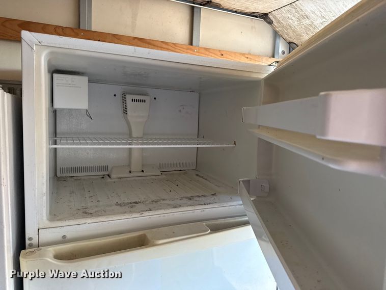 image for item EG1767 2012 Chevrolet Express box truck