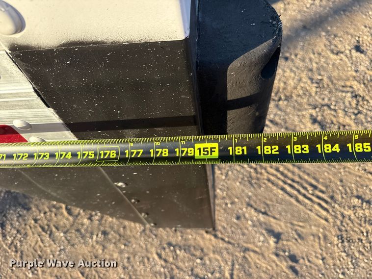 image for item EG1767 2012 Chevrolet Express box truck