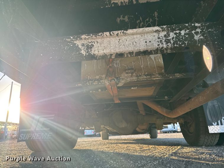 image for item EG1767 2012 Chevrolet Express box truck