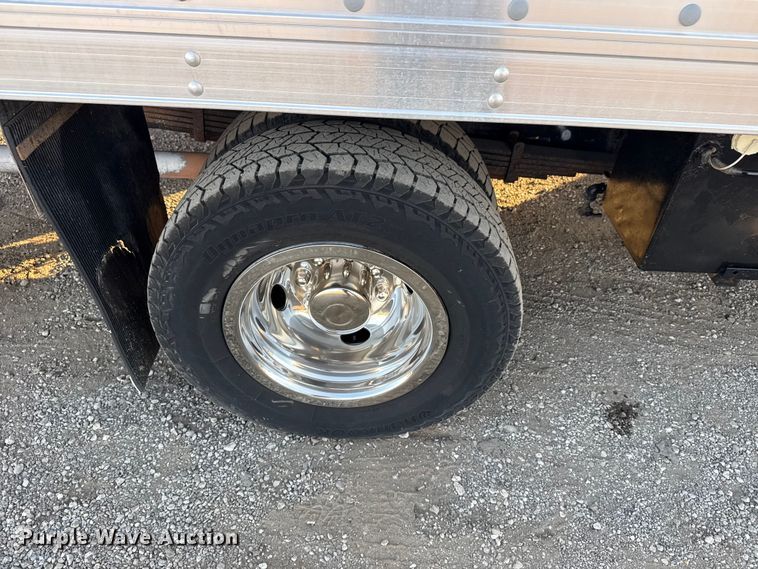 image for item EG1767 2012 Chevrolet Express box truck