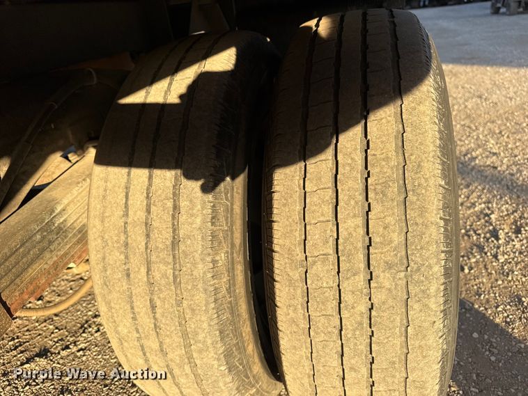 image for item EG1767 2012 Chevrolet Express box truck