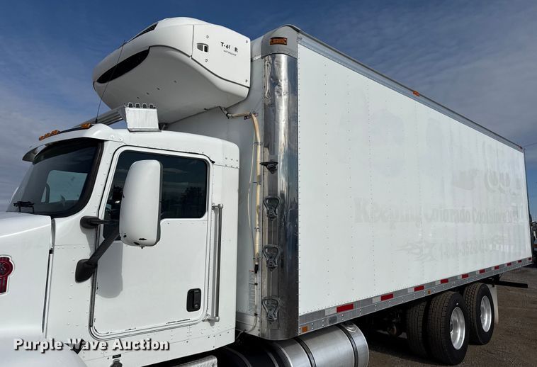 image for item EG1817 2013 Kenworth T660 box truck