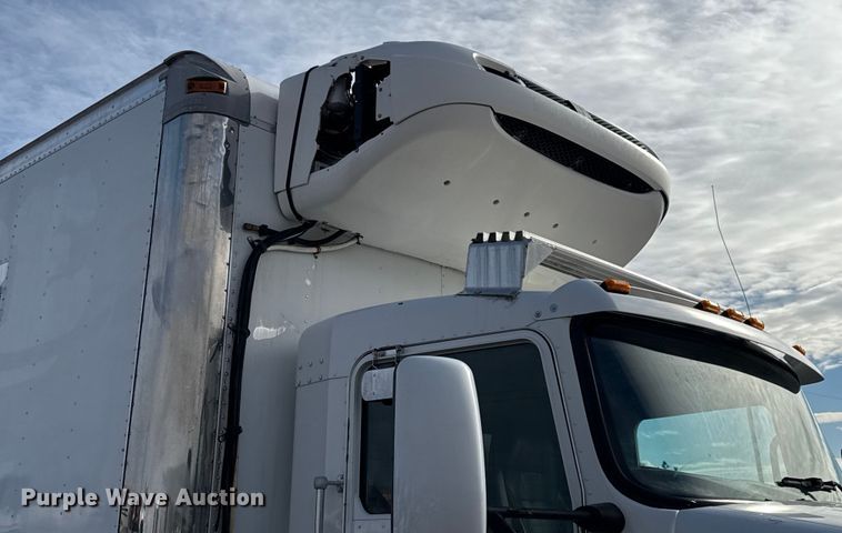 image for item EG1817 2013 Kenworth T660 box truck