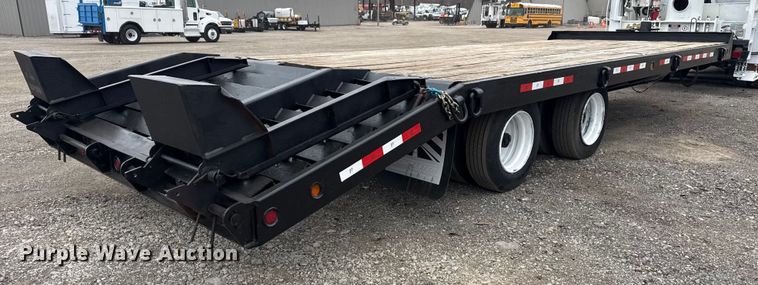 image for item EG2015 2009 Towmaster T-40 equipment trailer