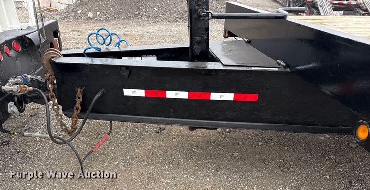 image for item EG2015 2009 Towmaster T-40 equipment trailer