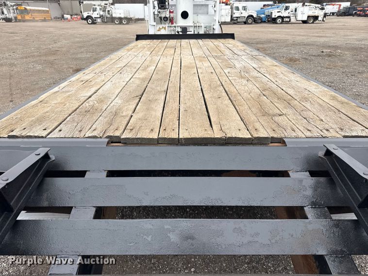 image for item EG2015 2009 Towmaster T-40 equipment trailer