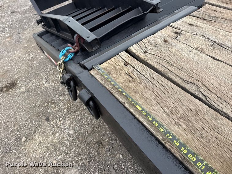 image for item EG2015 2009 Towmaster T-40 equipment trailer