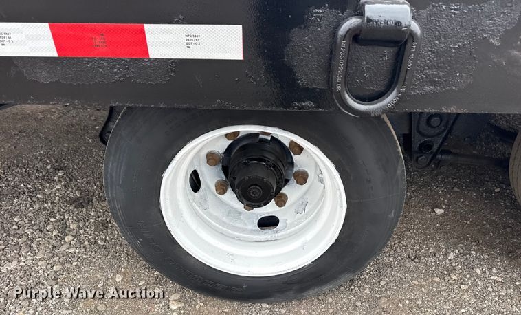 image for item EG2015 2009 Towmaster T-40 equipment trailer