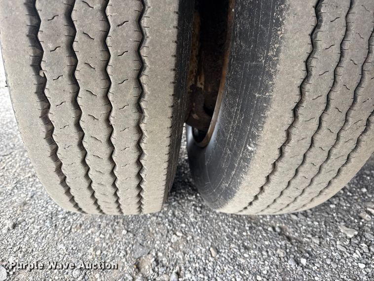 image for item EG2015 2009 Towmaster T-40 equipment trailer