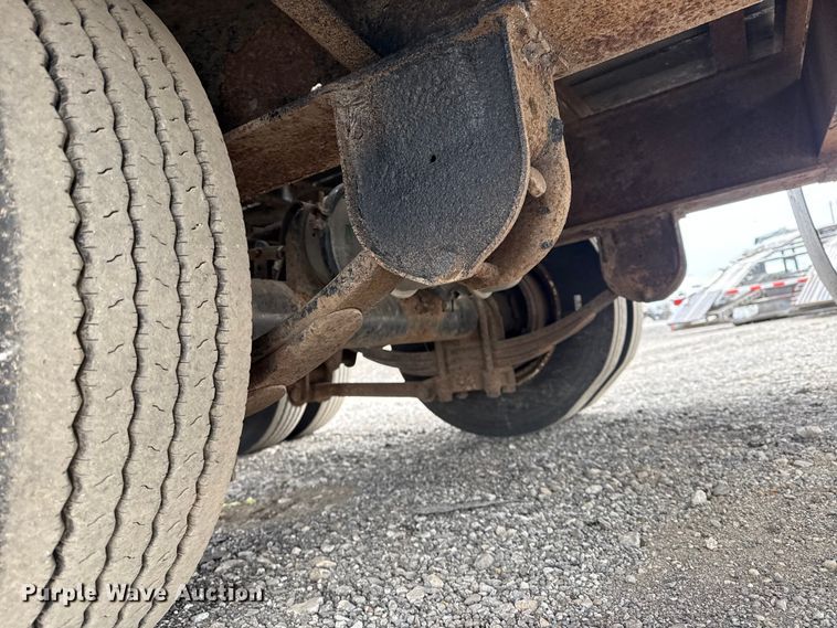 image for item EG2015 2009 Towmaster T-40 equipment trailer