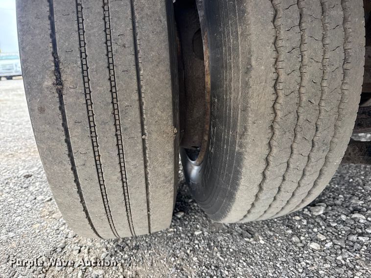 image for item EG2015 2009 Towmaster T-40 equipment trailer