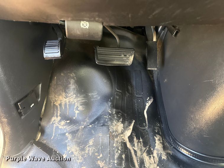 image for item EG2042 2007 Chevrolet Express bus