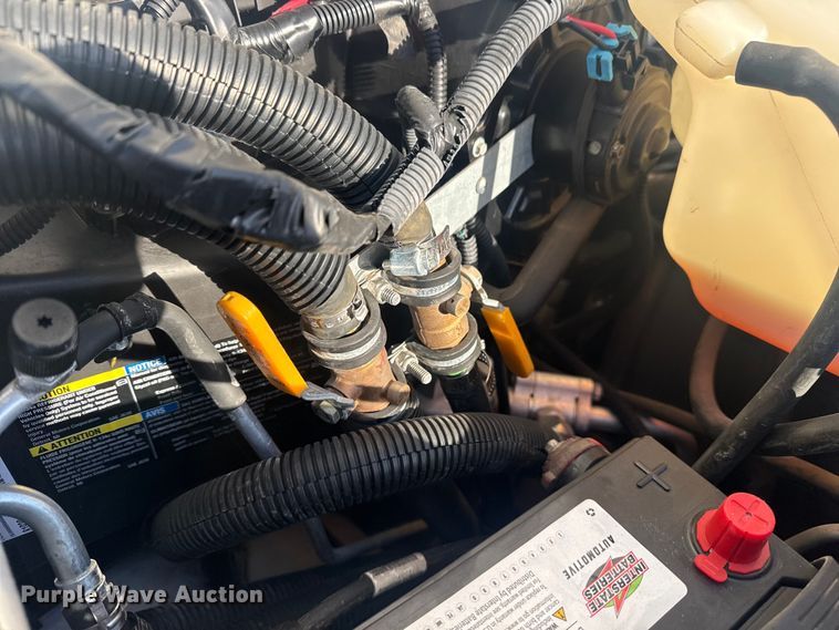 image for item EG2042 2007 Chevrolet Express bus