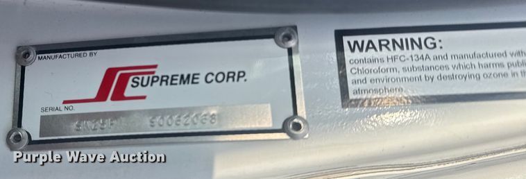 image for item EG2074 2009 Ford E450 Super Duty shuttle bus