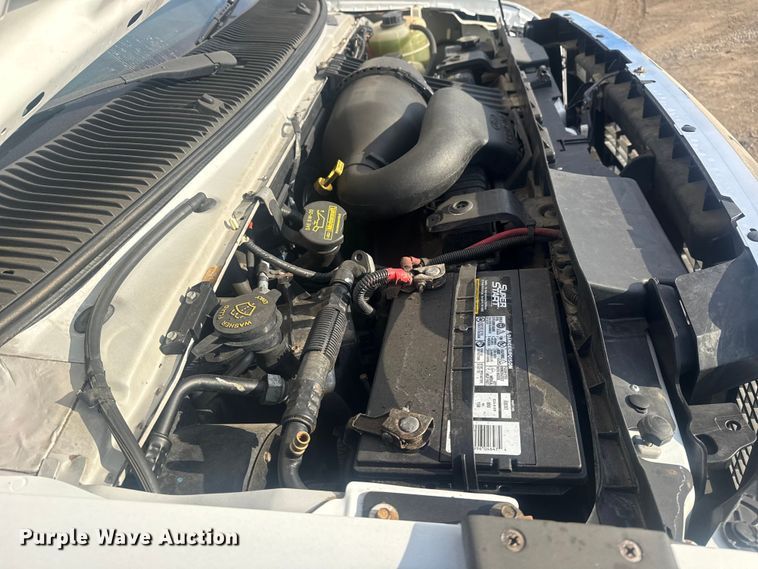 image for item EG2074 2009 Ford E450 Super Duty shuttle bus