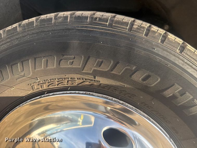 image for item EG2074 2009 Ford E450 Super Duty shuttle bus