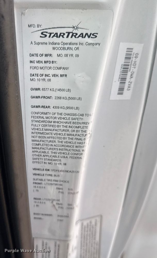 image for item EG2074 2009 Ford E450 Super Duty shuttle bus