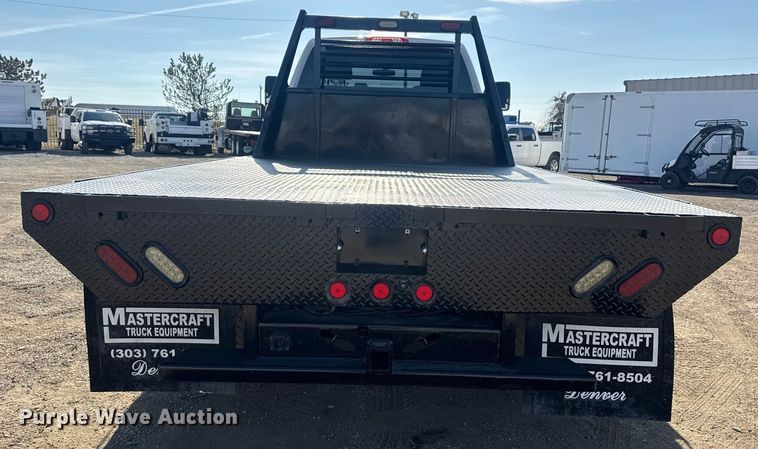 image for item EG2080 2019 Chevrolet 5500HD flatbed truck