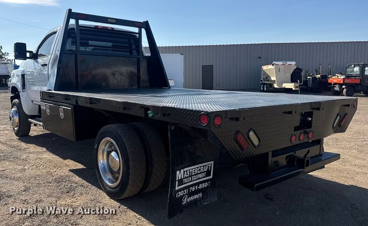 image for item EG2080 2019 Chevrolet 5500HD flatbed truck