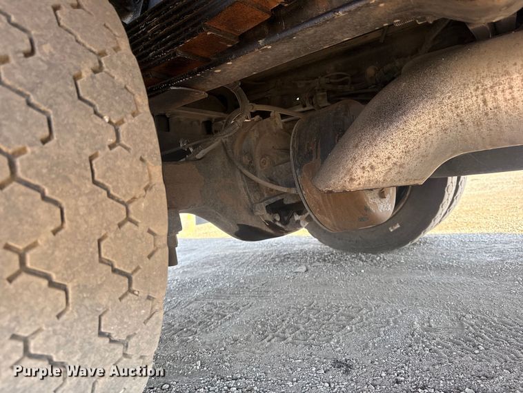 image for item EG2080 2019 Chevrolet 5500HD flatbed truck