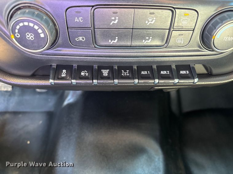 image for item EG2080 2019 Chevrolet 5500HD flatbed truck