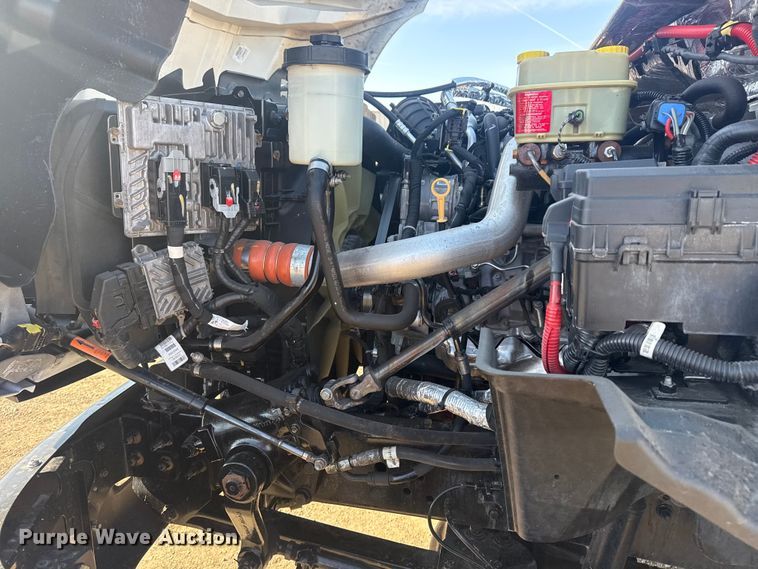 image for item EG2080 2019 Chevrolet 5500HD flatbed truck