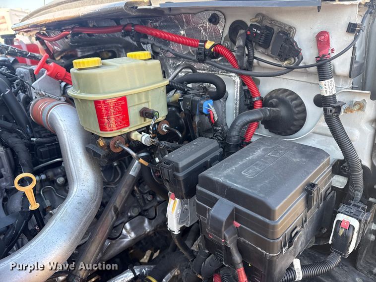 image for item EG2080 2019 Chevrolet 5500HD flatbed truck