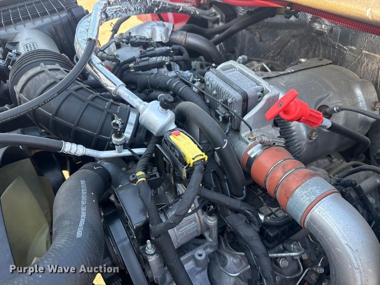 image for item EG2080 2019 Chevrolet 5500HD flatbed truck