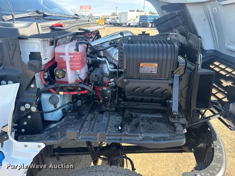 image for item EG2080 2019 Chevrolet 5500HD flatbed truck