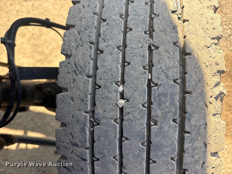 image for item EG2080 2019 Chevrolet 5500HD flatbed truck