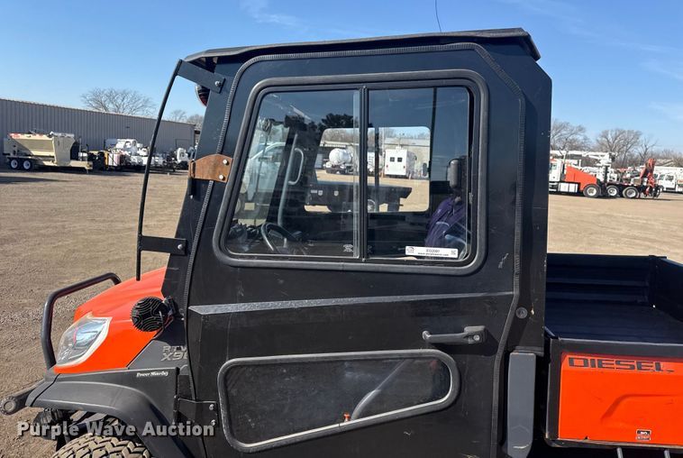 image for item EG2081 Kubota RTV-X900 utility vehicle