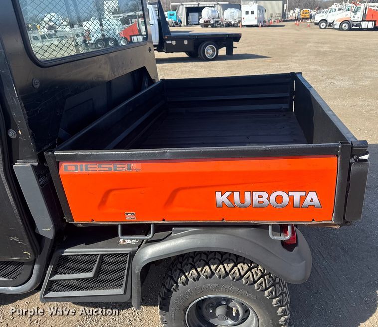 image for item EG2081 Kubota RTV-X900 utility vehicle