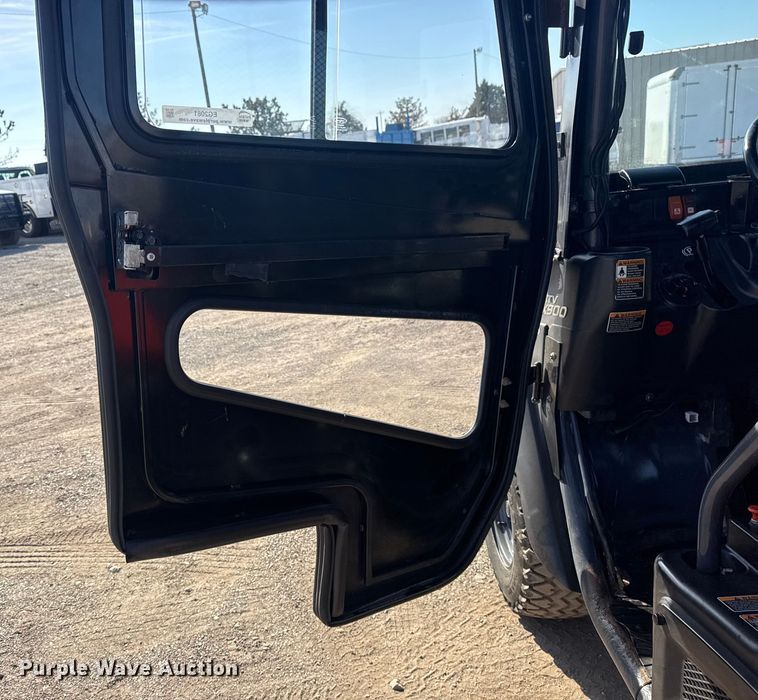 image for item EG2081 Kubota RTV-X900 utility vehicle