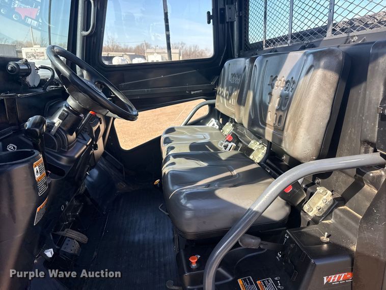 image for item EG2081 Kubota RTV-X900 utility vehicle