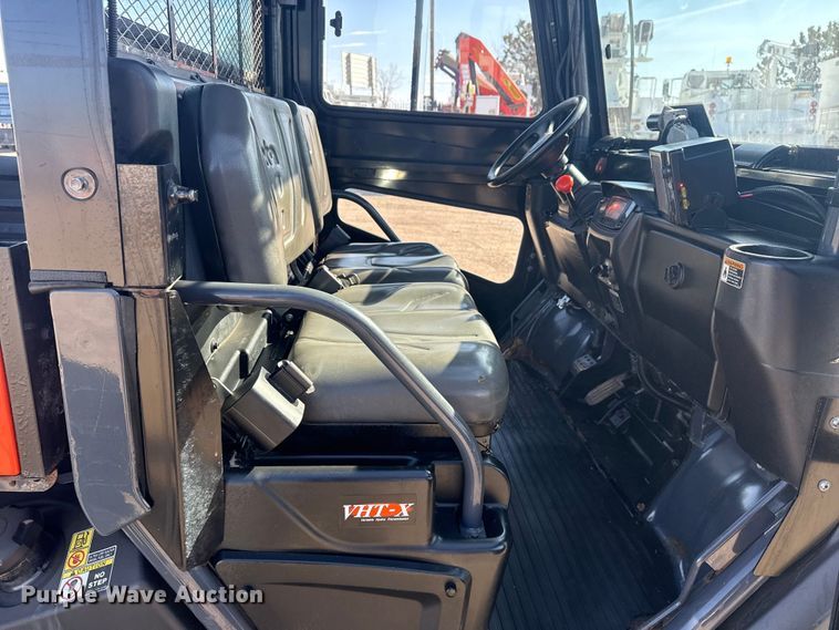 image for item EG2081 Kubota RTV-X900 utility vehicle