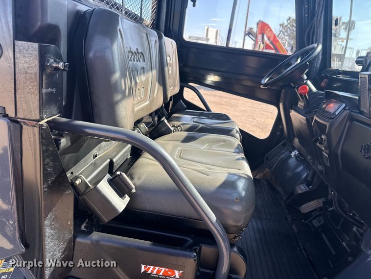 image for item EG2081 Kubota RTV-X900 utility vehicle