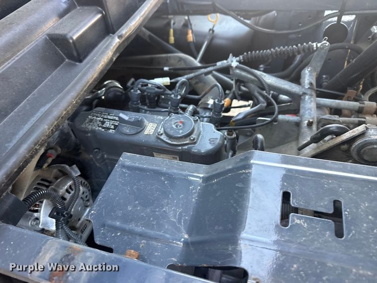 image for item EG2081 Kubota RTV-X900 utility vehicle