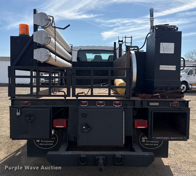 image for item EG2086 2017 International 4300 flatbed truck