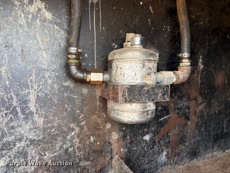 image for item EG2086 2017 International 4300 flatbed truck