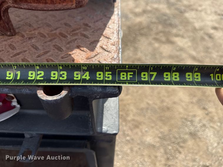 image for item EG2086 2017 International 4300 flatbed truck