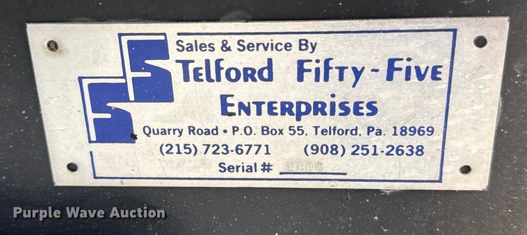 image for item EG2086 2017 International 4300 flatbed truck