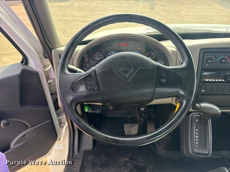 image for item EG2086 2017 International 4300 flatbed truck