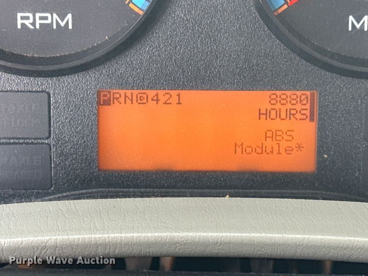 image for item EG2086 2017 International 4300 flatbed truck