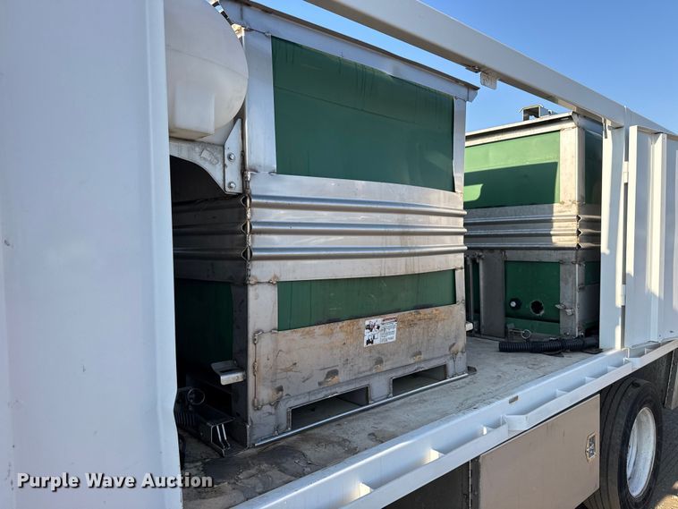 image for item EG2092 2012 Ford F650 Super Duty XL flatbed truck