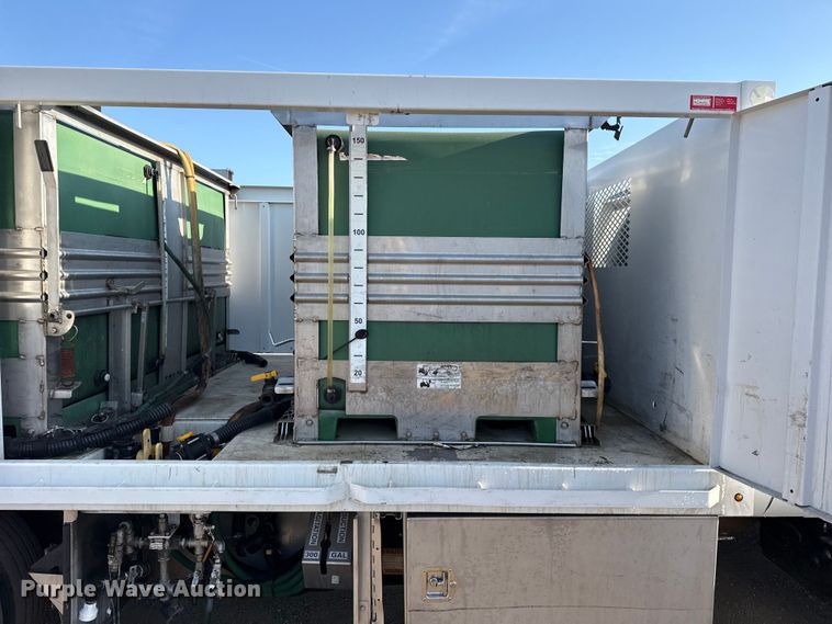 image for item EG2092 2012 Ford F650 Super Duty XL flatbed truck